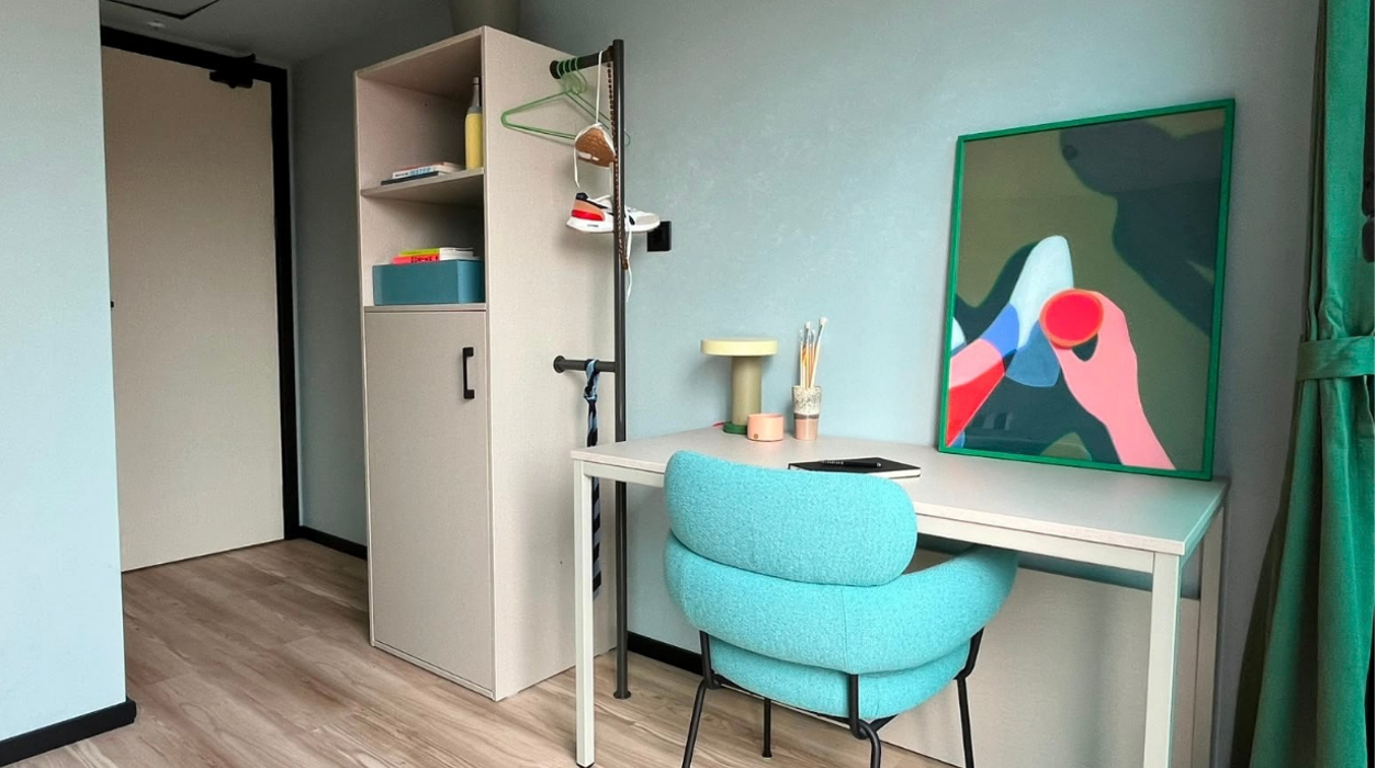 Floating Accomodations Tijdelijke Woonunits Drijvende Verblijfsunits Ross Tucker Projectinterieur (1)
