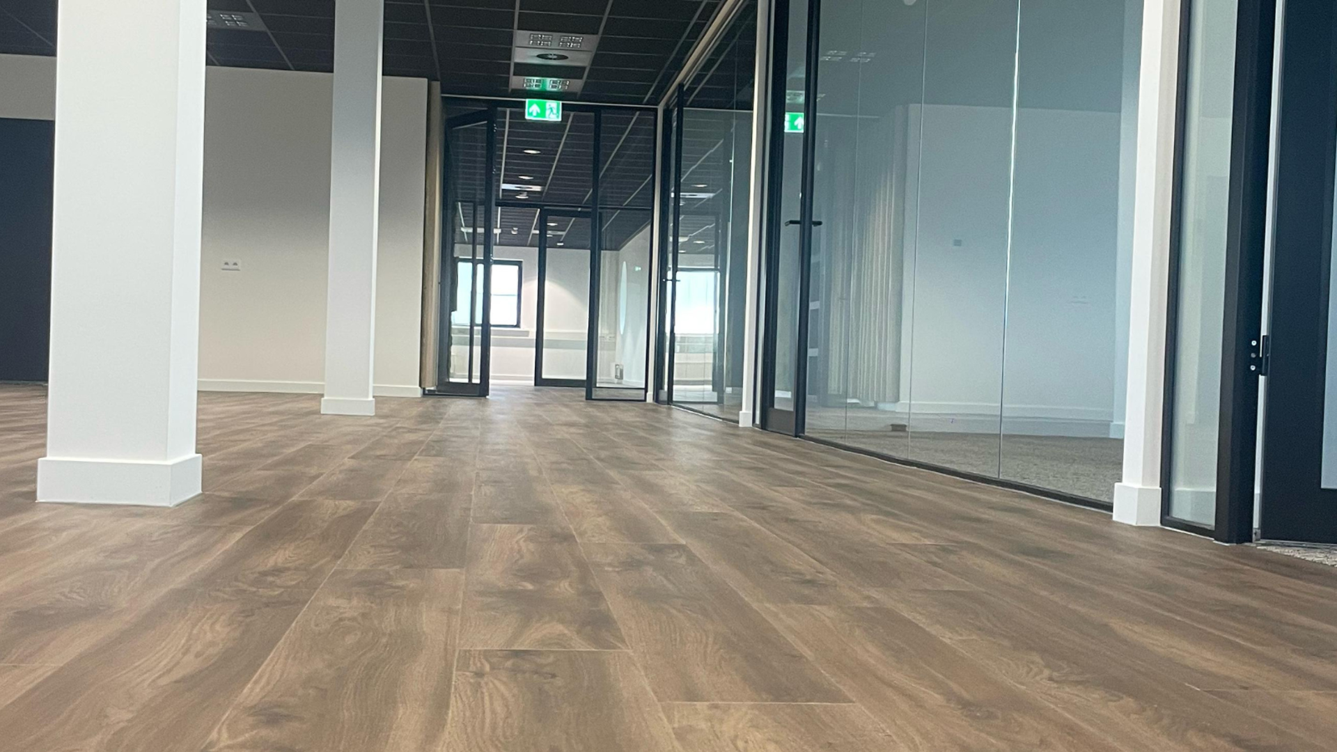 vloerbedekking, pvc vloer, kantoor stoffering, stoffering, stoffeerder, ross tucker projectstoffering, breda, projectstoffering