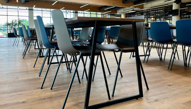 Kantine Middelbare School – Kantine Inrichting – Inrichting Kantine – Ross Tucker Projectinterieur (1)