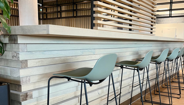 Kantine Middelbare School – Kantine Inrichting – Inrichting Kantine – Ross Tucker Projectinterieur (3)